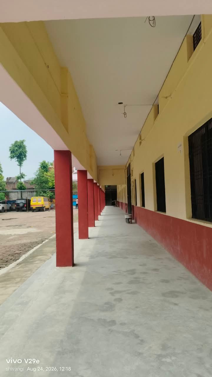 Happy Model Public School campus photograph
